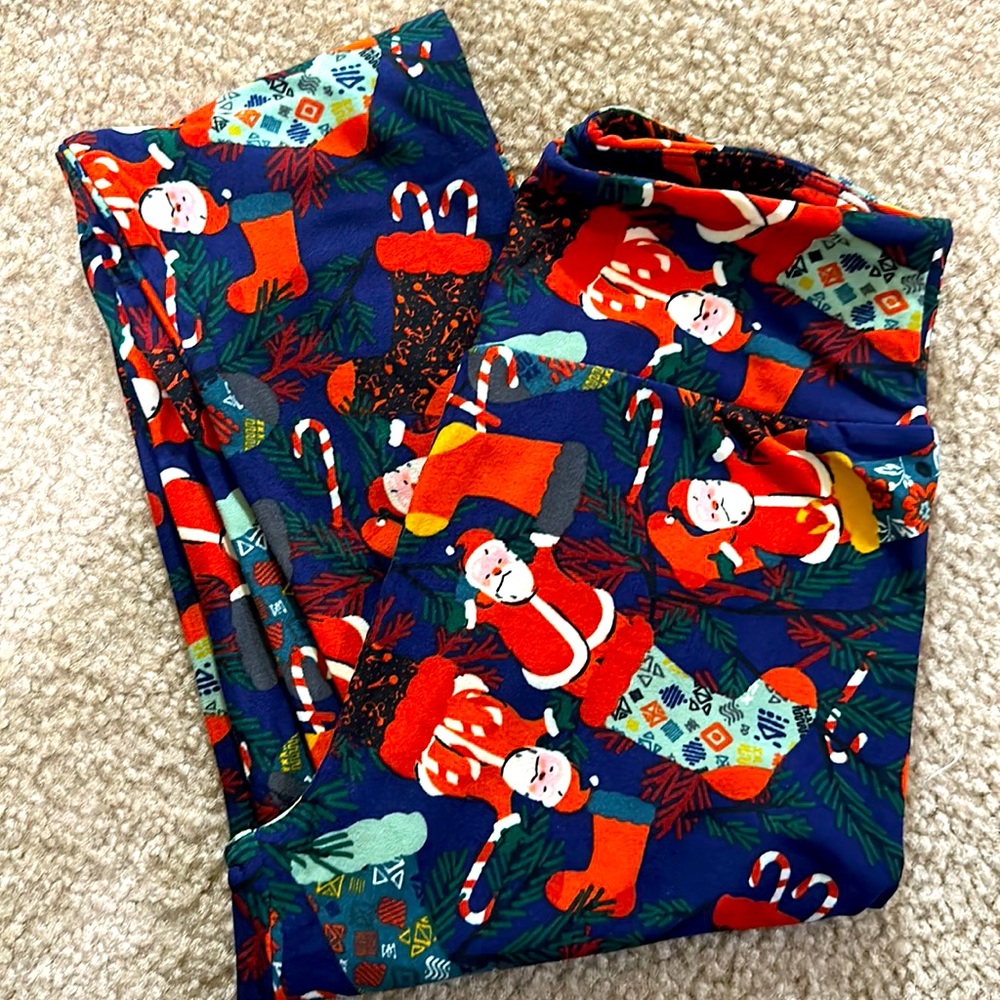 LuLaRoe OS Christmas leggings